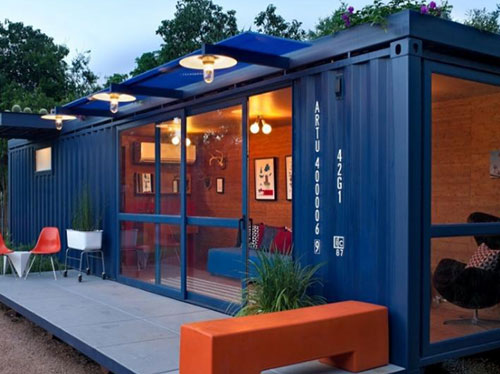 二波護欄板設備